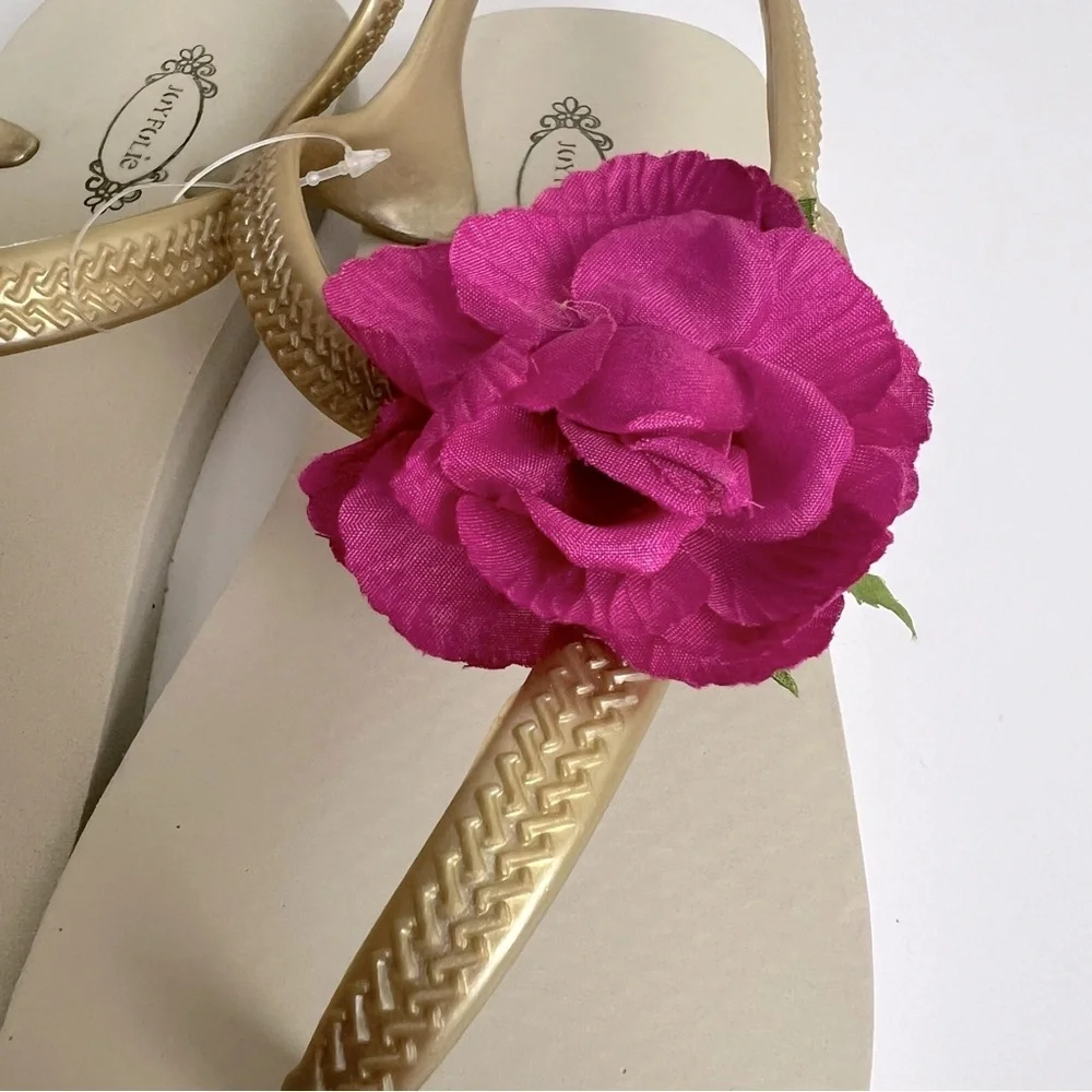 Joyfolie | Pink Flower Embellished Gold Cassia Sandal Fit Flop | Girls 3 / 4
